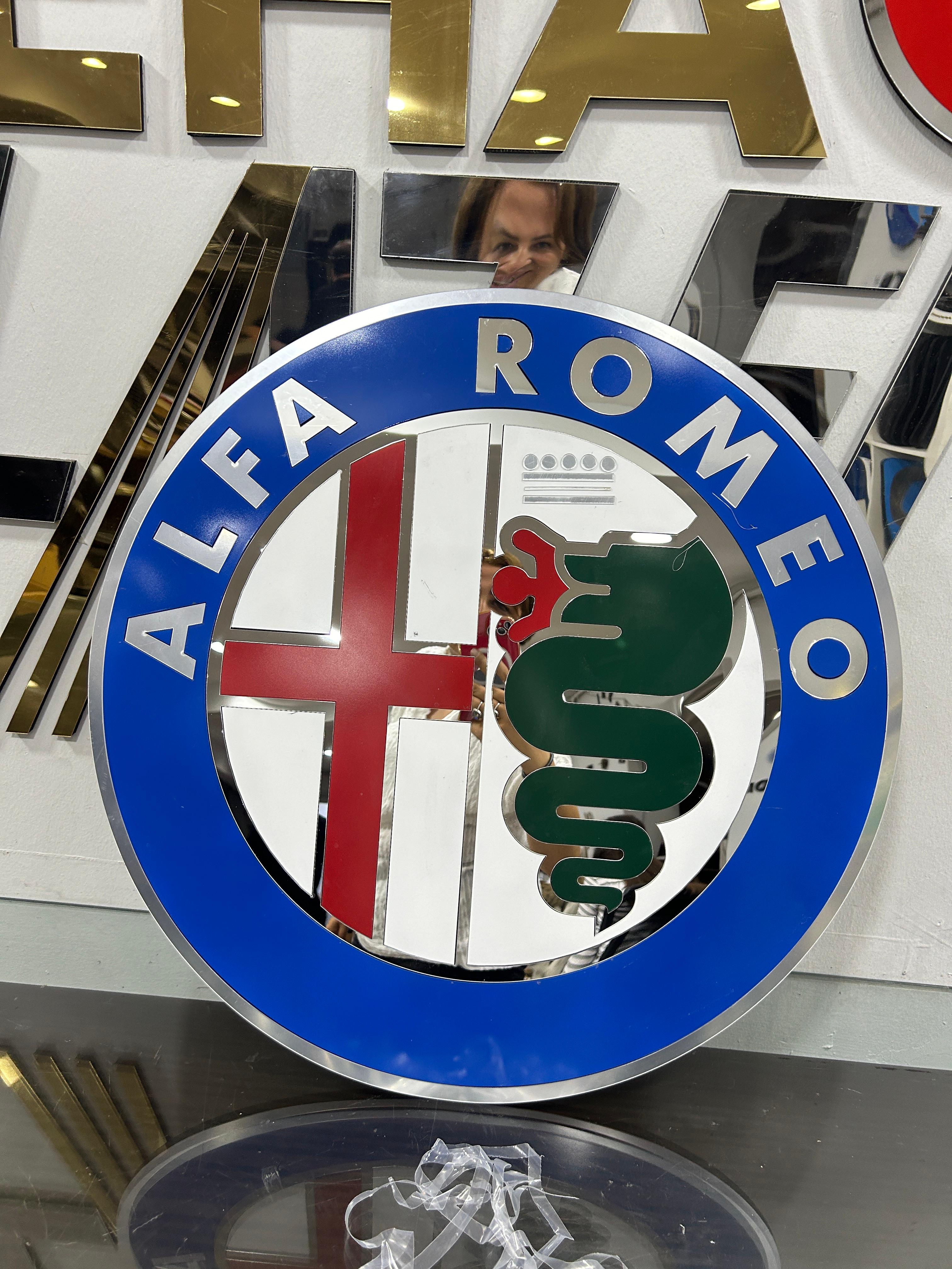 Alfa Romeo 2