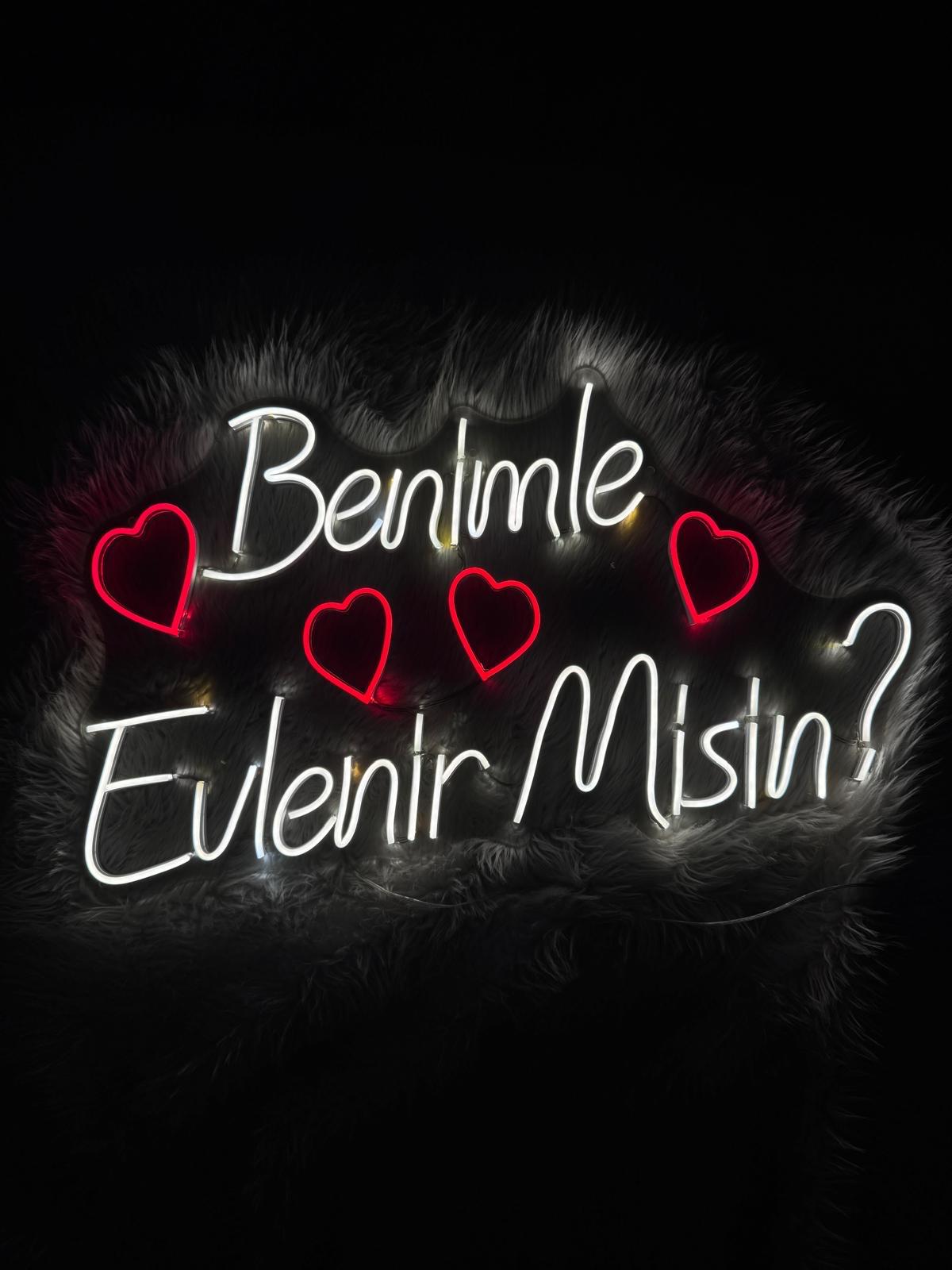 Benimle Evlenir misin ? -Neon Pano