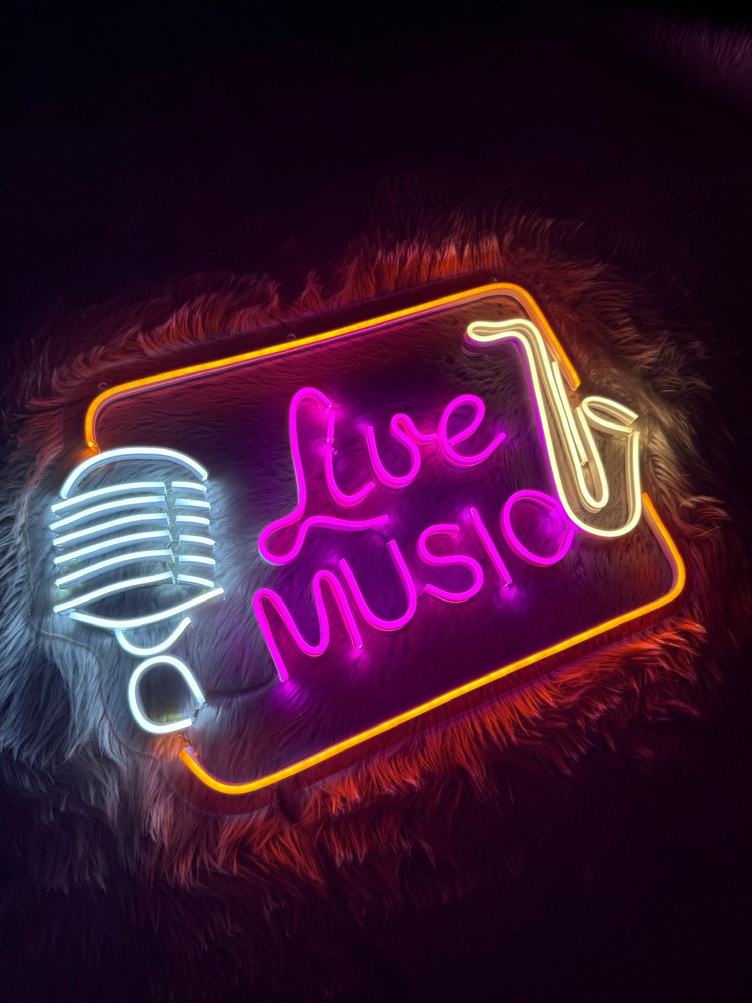 Love Musıc - Neon Pano